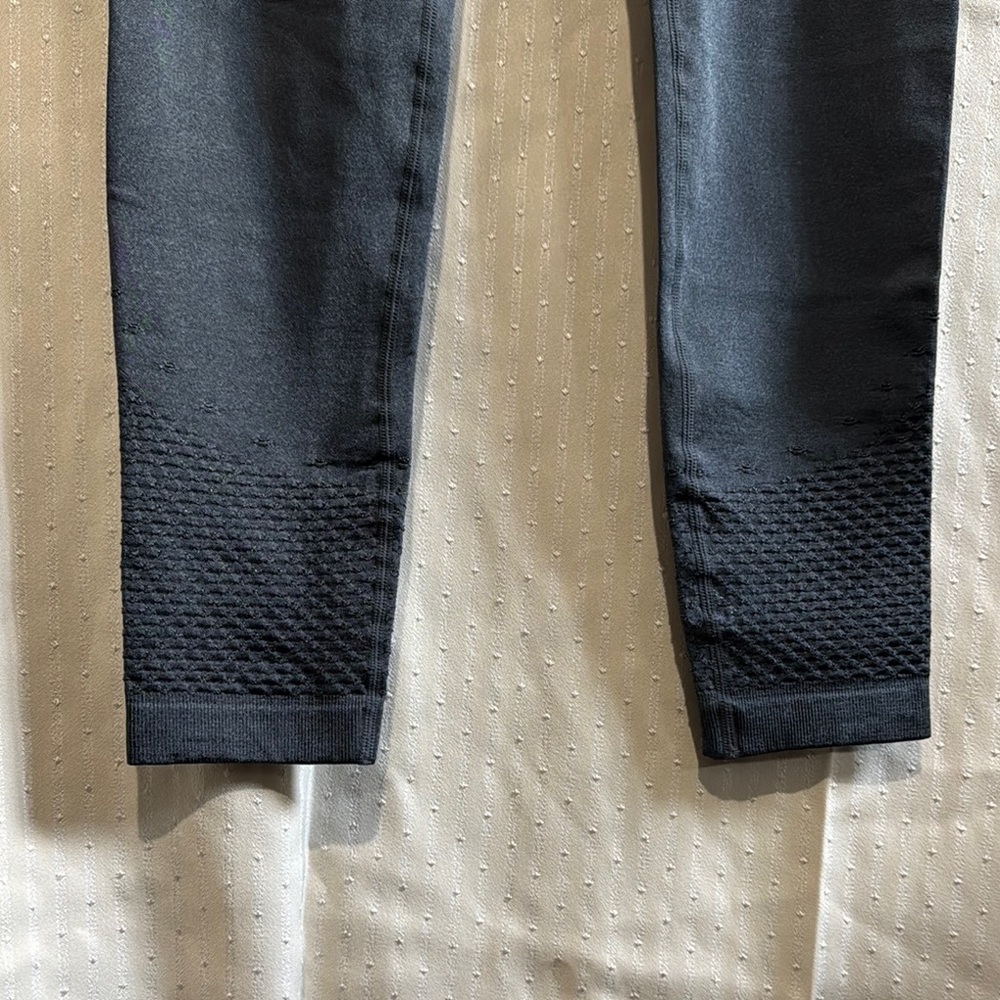 Cotton On Body Stylish Gray Leggings - Picture 2 of 5
